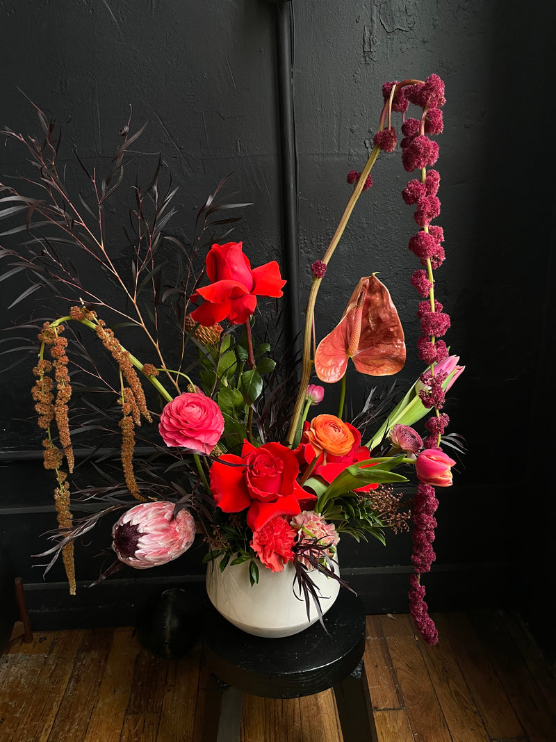 VALENTINE'S DAY VASE ARRANGEMENT