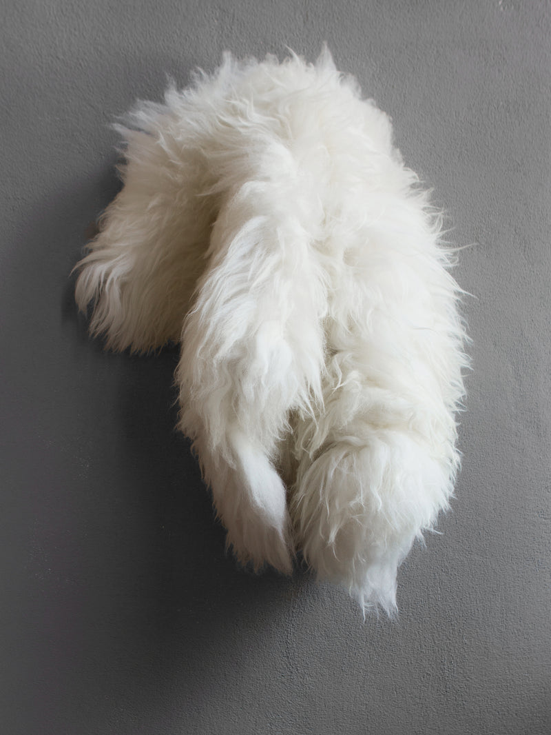 WHITE SHEEPSKIN