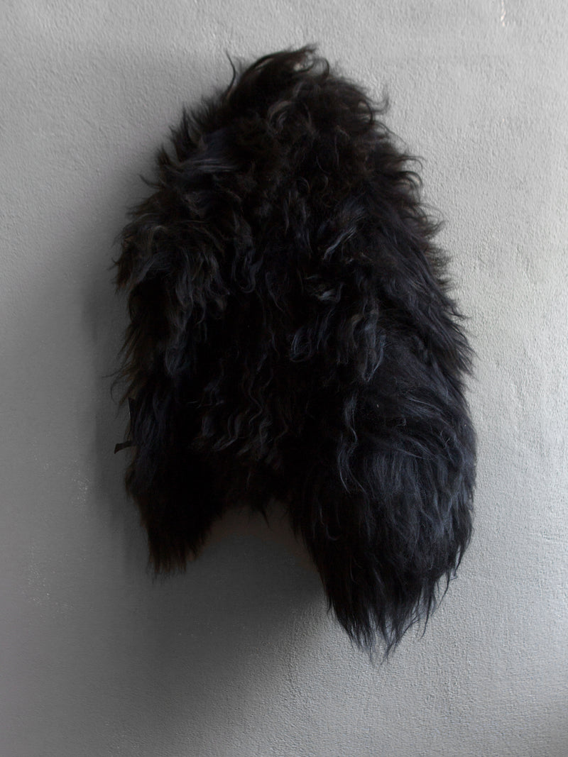 BLACK SHEEPSKIN